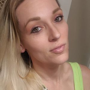 Meet your Posher, Ashleigh